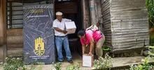 Alcaldía de Cali atiende comunidad afectada por creciente del río Aguacatal