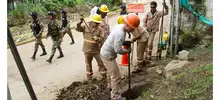 Alcaldía de Cali atiende comunidad afectada por creciente del río Aguacatal