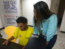 Ex habitantes de calle en proceso de resocialización emprenden conocimiento en nuevas tecnologías