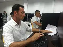 Ex habitantes de calle en proceso de resocialización emprenden conocimiento en nuevas tecnologías