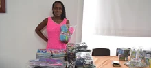 Secretaría de Bienestar Social entregó diez unidades productivas a ex habitantes de calle