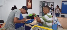 Secretaría de Bienestar Social entregó diez unidades productivas a ex habitantes de calle