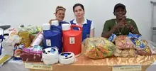 Secretaría de Bienestar Social entregó diez unidades productivas a ex habitantes de calle