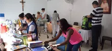 Secretaría de Bienestar Social entregó diez unidades productivas a ex habitantes de calle