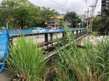 Este fin de semana se inicia la demolición del puente vehicular sobre el río Cali a la altura de la calle 21 N