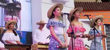 Los Petronitos le dieron la bienvenida al vigésimo segundo Festival de Música del Pacífico Petronio Álvarez