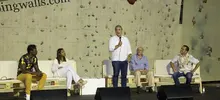 Artistas del Festival Petronio Álvarez dialogaron sobre industrias culturales con el presidente Duque y el alcalde Armitage.