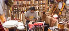 Los portadores de tradición, hacen su agosto en el Petronio Álvarez.
