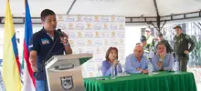 Alcalde Armitage entrega remodelación de la IPS de Petecuy II a los habitantes de la comuna 6