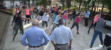 En su visita a los Territorios, Armitage verificó progreso y bienestar en la Comuna 17