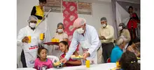 Gracias al alcalde Armitage, ya son 25.000 raciones las que se reparten cada día en los comedores comunitarios de Cali