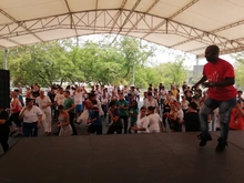 No hay excusa para no darse una bailadita al estilo caleño y cogerles el paso a los anfitriones del Festival Mundial de Salsa
