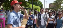 La comuna 13 le caminó a la paz, borrando fronteras