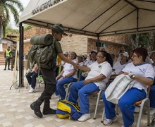 Así fue la mañana en la que nuestros adultos mayores se convirtieron en Carabineros