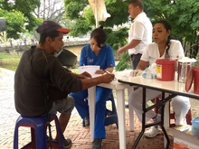 Carpa de servicios promueve hábitos saludables que eviten riesgos a los habitantes de calle