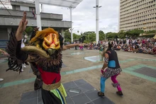 El circo Incubaxion Teatro invitó a conservar el medio ambiente.