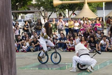 El circo Incubaxion Teatro invitó a conservar el medio ambiente.