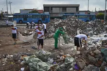 Jornada de limpieza en zona de renovación urbana del centro de Cali