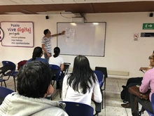 Segunda fotografía de la noticia Finalizó el Taller de Herramientas Gráficas