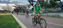 La felicidad y el deporte se pasearon la noche de jueves por el Corredor Verde