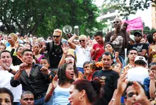Aprenda a bailar los pasos de la salsa caleña en el Parque Alameda 