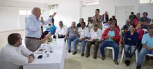 Alcalde Armitage presenta obras de reposición de redes hidráulicas en la comuna 16