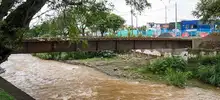 Puente de la calle 21 sobre el río Cali va en un 70% de adelanto