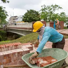 Así es el bello puente peatonal que complementará el diseño del parque Lineal