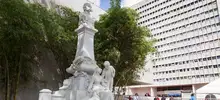 Alcalde Armitage entrega remodelación del icónico monumento a Jorge Isaacs y ‘María’