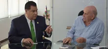 Senador estadounidense reconoce labor del alcalde Armitage en materia de educación y empleabilidad