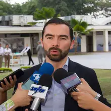 Alcalde Armitage anuncia llegada de 200 policías más para Cali, tras consejo de seguridad con el presidente Duque