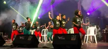 A ritmo de danza, chirimía y salsa se celebra el alumbrado en el oriente de Cali