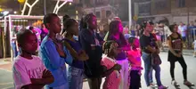 A ritmo de danza, chirimía y salsa se celebra el alumbrado en el oriente de Cali