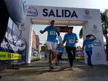 Un río celeste se tomó las calles del Distrito de Aguablanca con la ´5K Jarillón’