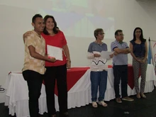 Docentes recibieron certificado de "Pensar otras formas de Ser y Hacer Escuela"