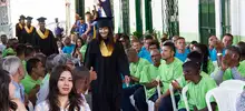 Con diploma en mano 10 ex habitantes de calle buscan nuevas oportunidades de vida