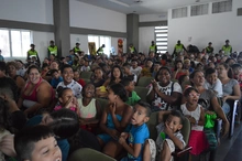 Campaña Un Juguete, una sonrisa alegró los corazones de 400 niños del área de renovación urbana