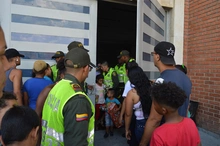 Campaña Un Juguete, una sonrisa alegró los corazones de 400 niños del área de renovación urbana