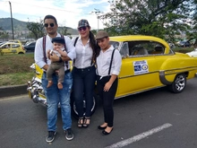 Cerca de 250 autos antiguos y clásicos cautivaron las miradas en la Feria de Cali 3