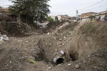 El alcalde Armitage inspeccionó las millonarias obras de inversión social  para reducir la violencia y mitigar la pobreza en  el oriente de la ciudad