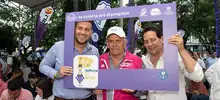 ¡Internet gratuito para todos! Alcalde Armitage inaugura 40 zonas Wifi desde el Parque del Perro 11