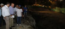 Alcalde Armitage prosiguió inspección de obras del progreso en Comuna 16