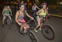 La Ciclovida nocturna: el nuevo encanto de Cali bajo la luna con deporte y actividad física