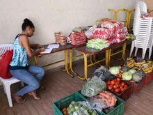 Alimentando Sonrisas continuará con la entrega de mercados a los comedores