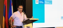 Vía decreto, Armitage le apuesta a la inclusión de las mujeres cabeza de hogar en la contratación pública
