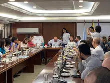 Alcalde Maurice Armitage ‘se puso la camiseta’ por el Foro Nacional de la Bicicleta Cali 2019 