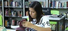 Biblioteca Pública Desepaz: espacio para el teatro y las manualidades 