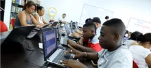 Biblioteca Pública Desepaz: espacio para el teatro y las manualidades 