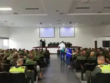 Alcaldía capacita a policías bachilleres en manejo adecuado de residuos sólidos