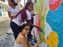 Cali dedica murales a la paz y a la educación